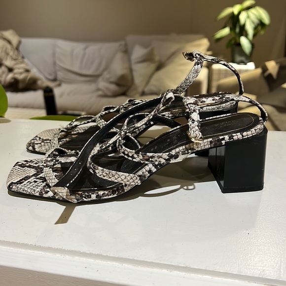 ZARA strappy heels - Picture 2 of 2